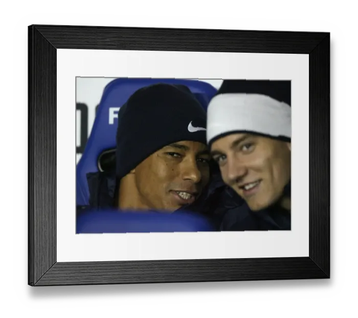 Framed Print : Arsenal substitutes Gilberto and Nicklas Bendtner before the match Framed Print : Arsenal substitutes Gilberto and Nicklas Bendtner before the match