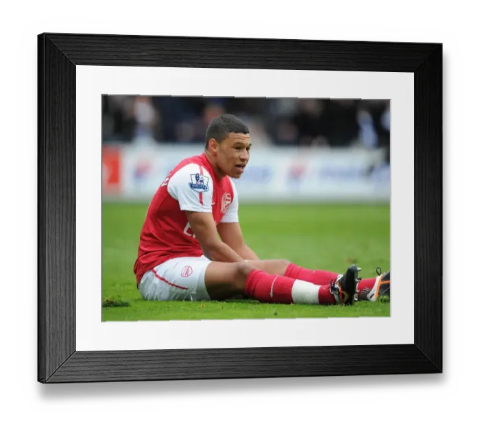 Framed Print : Alex Oxlade-Chamberlain in Action: Queens Park Rangers vs Arsenal, Premier League 2011-12 Framed Print : Alex Oxlade-Chamberlain in Action: Queens Park Rangers vs Arsenal, Premier League 2011-12
