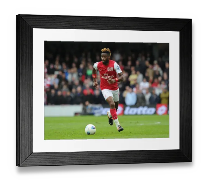 Framed Print : Alex Song in Action: Arsenal vs. Queens Park Rangers, Premier League 2011-12
