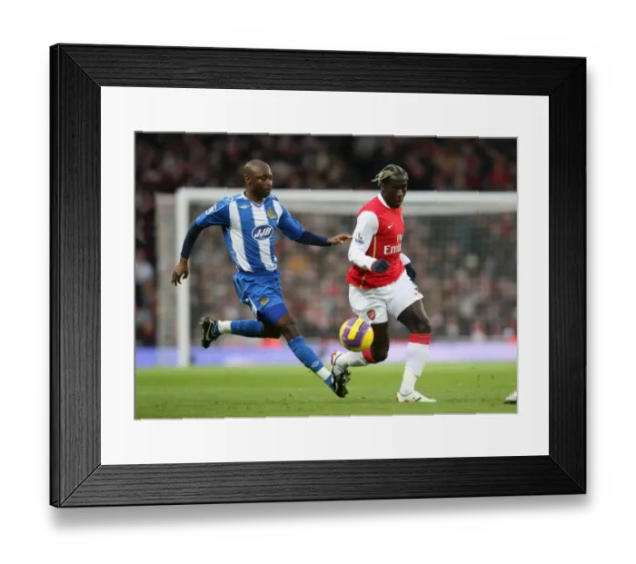 Framed Print : Bacary Sagna (Arsenal) Salomon Olembe (Wigan) Framed Print : Bacary Sagna (Arsenal) Salomon Olembe (Wigan)