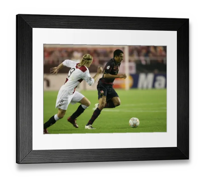 Framed Print : Gilberto (Arsenal) Chrisitan Poulsen (Seville)