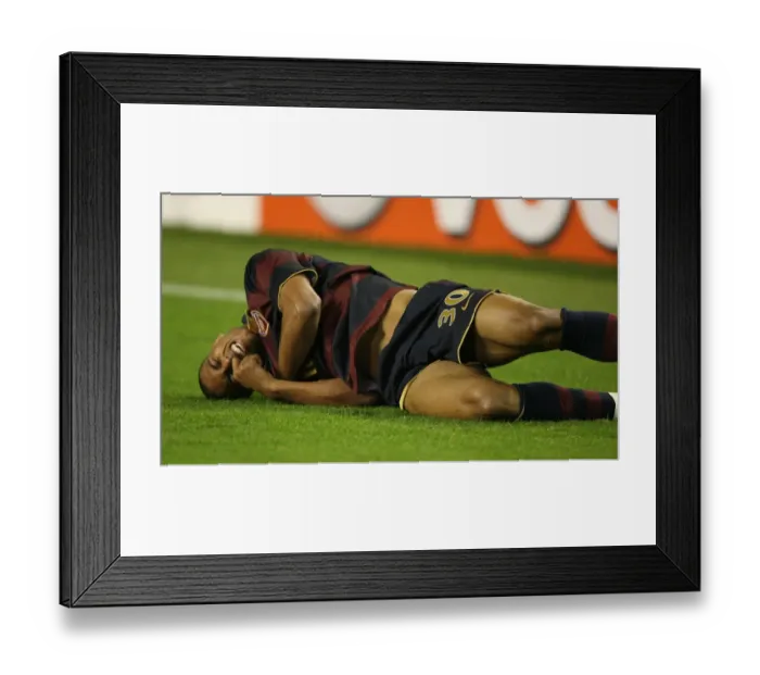 Framed Print : Armand Traore: Seville Surprise as Arsenal Fall 3-1 in Champions League Framed Print : Armand Traore: Seville Surprise as Arsenal Fall 3-1 in Champions League