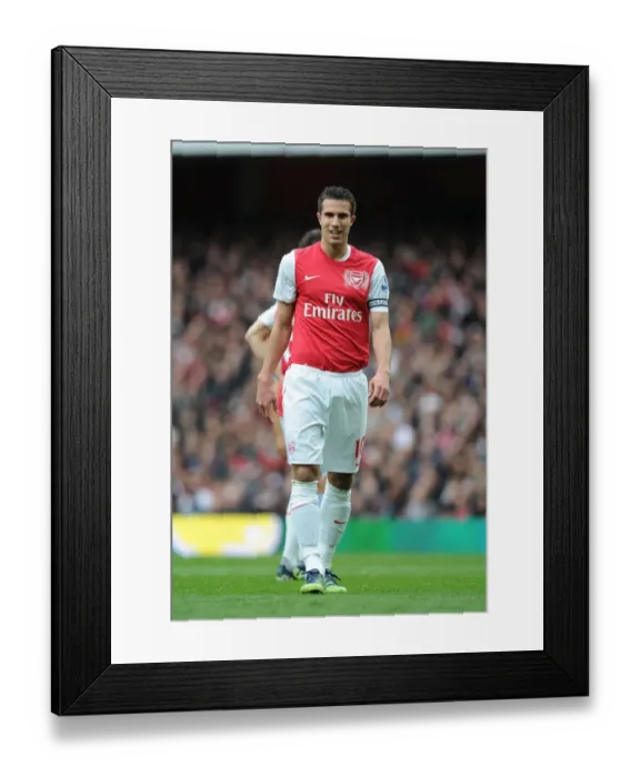 Framed Print : Robin van Persie in Action: Arsenal vs. Manchester City, Premier League 2011-12 Framed Print : Robin van Persie in Action: Arsenal vs. Manchester City, Premier League 2011-12