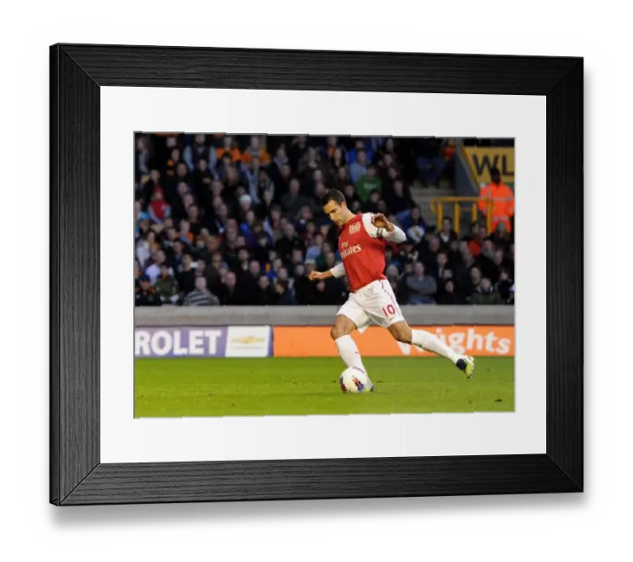 Framed Print : Robin van Persie's Penalty: Arsenal's Winning Goal at Wolverhampton Wanderers, 2012 Premier League