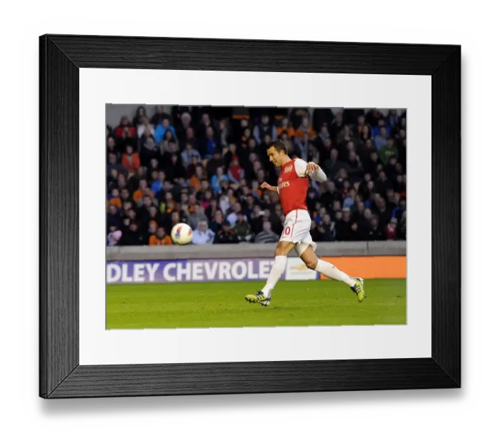 Framed Print : Robin van Persie's Penalty: Arsenal's Winning Goal at Wolverhampton Wanderers, 2012-13 Premier League