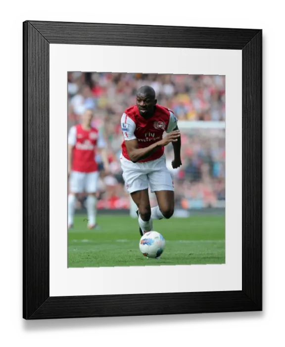Framed Print : Abou Diaby: Arsenal vs. Chelsea Showdown in the Premier League (2011-12) Framed Print : Abou Diaby: Arsenal vs. Chelsea Showdown in the Premier League (2011-12)