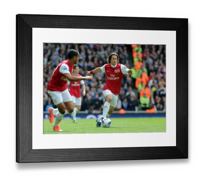 Framed Print : Arsenal's Tomas Rosicky Fights for Possession Against Chelsea (2012)