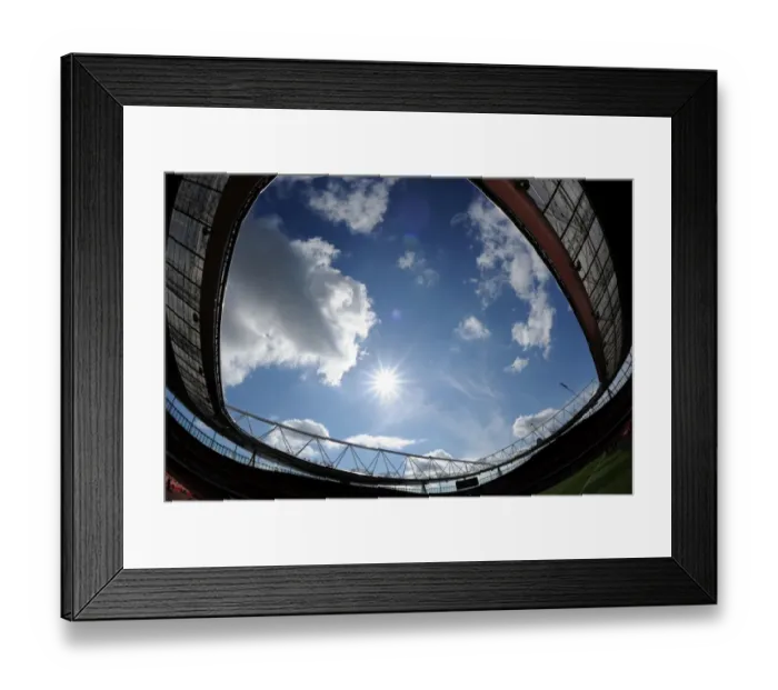 Framed Print : Arsenal 0: 0 Chelsea. Barclays Premier League. Emirates Stadium, 21 / 4 / 12 Framed Print : Arsenal 0: 0 Chelsea. Barclays Premier League. Emirates Stadium, 21 / 4 / 12