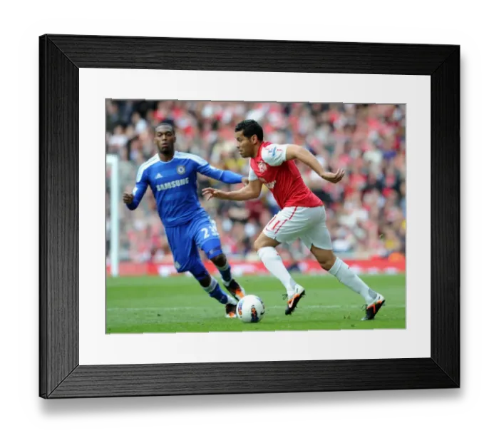 Framed Print : Arsenal vs. Chelsea: Clash of the Titans - Santos vs. Sturridge
