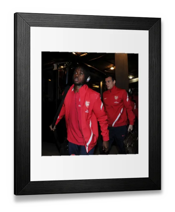 Framed Print : Gervinho Ready for Arsenal vs Wigan Clash, 2012 Premier League