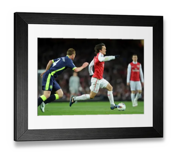 Framed Print : Tomas Rosicky (Arsenal) James McCarthy (Wigan). Arsenal 1: 2 Wigan Athletic Framed Print : Tomas Rosicky (Arsenal) James McCarthy (Wigan). Arsenal 1: 2 Wigan Athletic