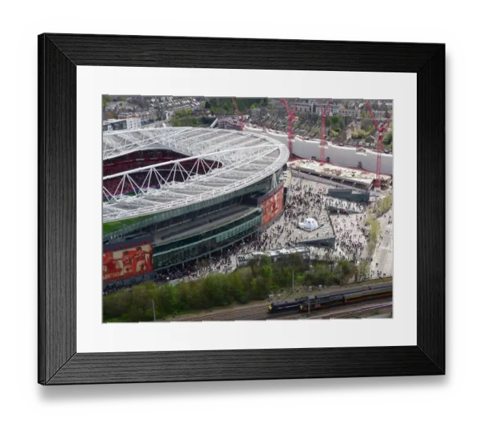 Framed Print : Arsenal vs. Chelsea: Premier League Clash at Emirates Stadium