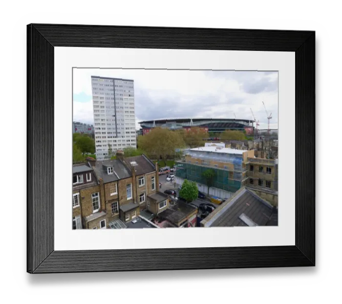 Framed Print : Arsenal vs Chelsea: Premier League Battle at Emirates Stadium