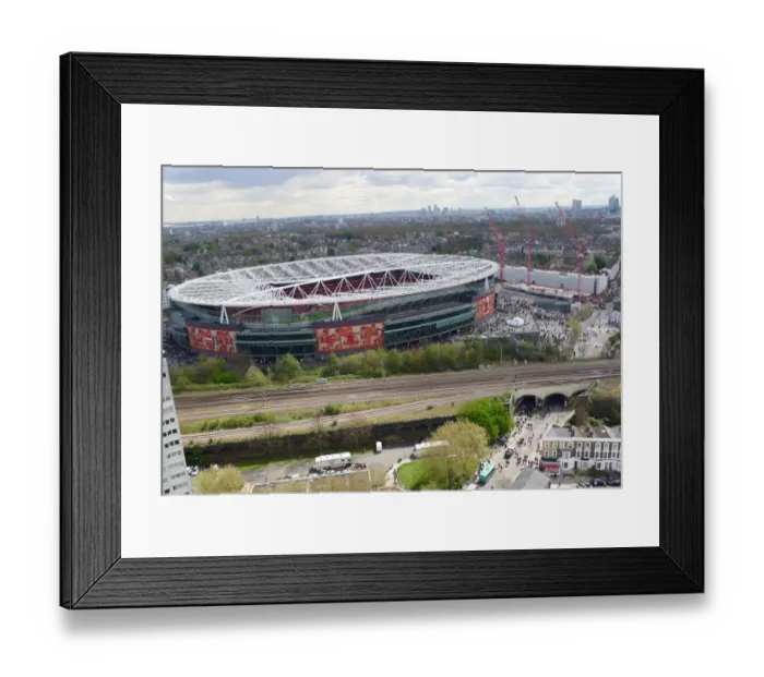 Framed Print : Arsenal vs. Chelsea: Premier League Clash at Emirates Stadium