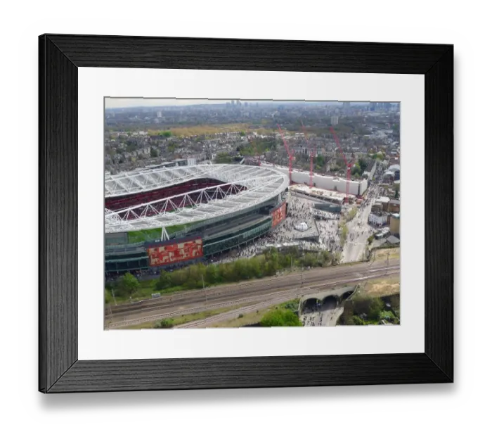Framed Print : Arsenal vs. Chelsea: Premier League Battle at Emirates Stadium