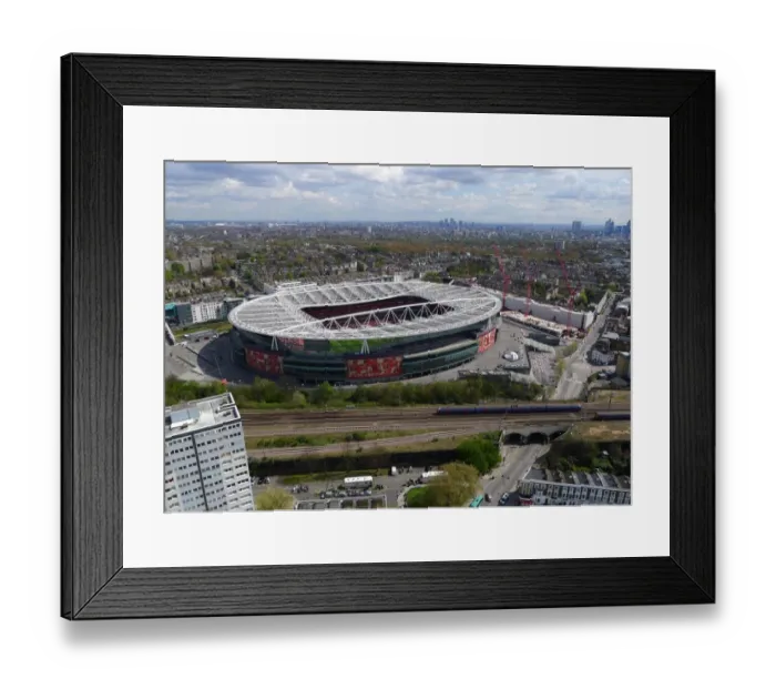 Framed Print : Arsenal vs. Chelsea: Battle of Emirates Stadium - Barclays Premier League Framed Print : Arsenal vs. Chelsea: Battle of Emirates Stadium - Barclays Premier League