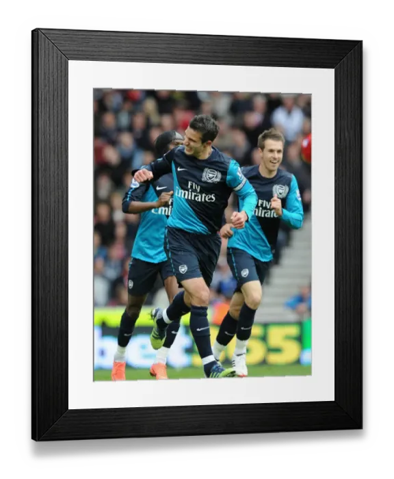 Framed Print : Robin van Persie's Goal: Arsenal's Victory at Stoke City (2011-12) Framed Print : Robin van Persie's Goal: Arsenal's Victory at Stoke City (2011-12)