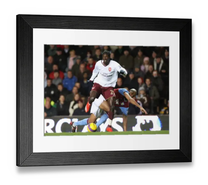 Framed Print : Emmanuel Adebayor (Arsenal) Mathieu Flamini (Aston Villa) Framed Print : Emmanuel Adebayor (Arsenal) Mathieu Flamini (Aston Villa)