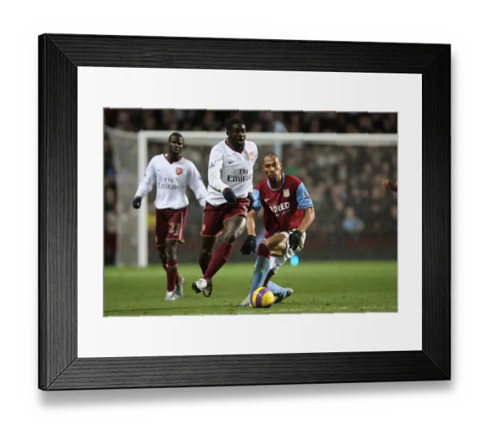 Framed Print : Kolo Toure vs John Carew: Arsenal's Edge in the Battle, 1:2 Victory over Aston Villa, Villa Park, 2007 Framed Print : Kolo Toure vs John Carew: Arsenal's Edge in the Battle, 1:2 Victory over Aston Villa, Villa Park, 2007