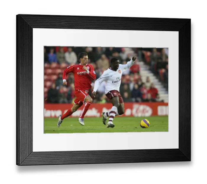 Framed Print : Kolo Toure (Arsenal) and Jeremie Aliadiere (Middlesbrough)