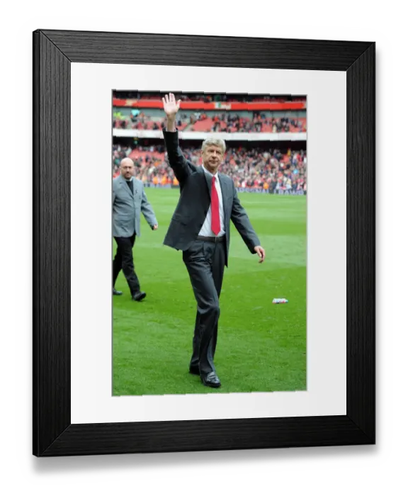 Framed Print : Arsene Wenger's Farewell: Last Match as Arsenal Manager (2011-12) vs Norwich City