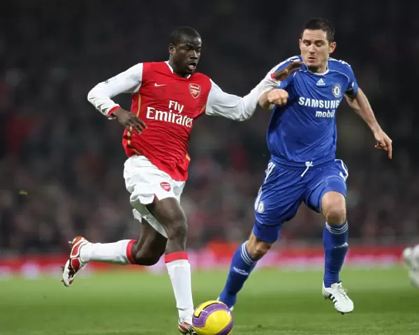 Emmanuel Eboue vs. Frank Lampard: Arsenal's 1-0 Victory Over Chelsea in the Barclays Premier League, December 16, 2007