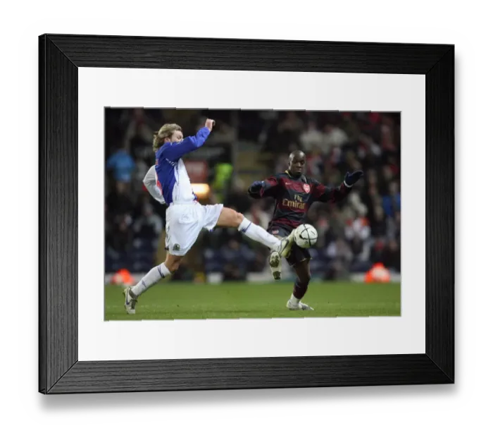 Framed Print : Lassana Diarra (Arsenal) Robbie Savage (Blackburn) Framed Print : Lassana Diarra (Arsenal) Robbie Savage (Blackburn)