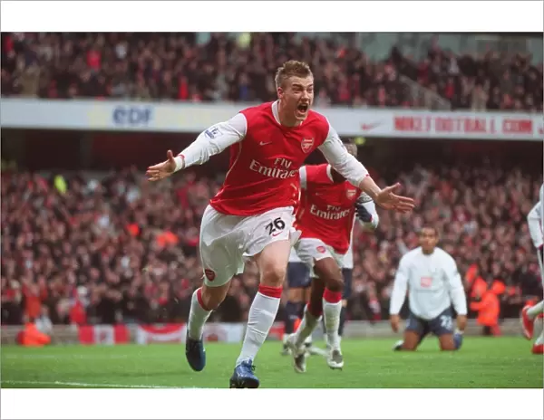 Bendtner's Brilliant Goal: Arsenal's 2-1 Victory Over Tottenham in the Premier League
