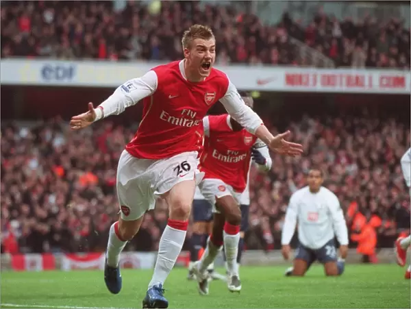 Bendtner's Brilliant Goal: Arsenal's 2-1 Victory Over Tottenham in the Premier League