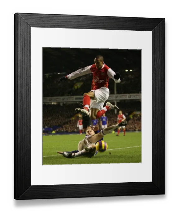 Framed Print : Gael Clichy (Arsenal) Tony Hibbert (Everton) Framed Print : Gael Clichy (Arsenal) Tony Hibbert (Everton)