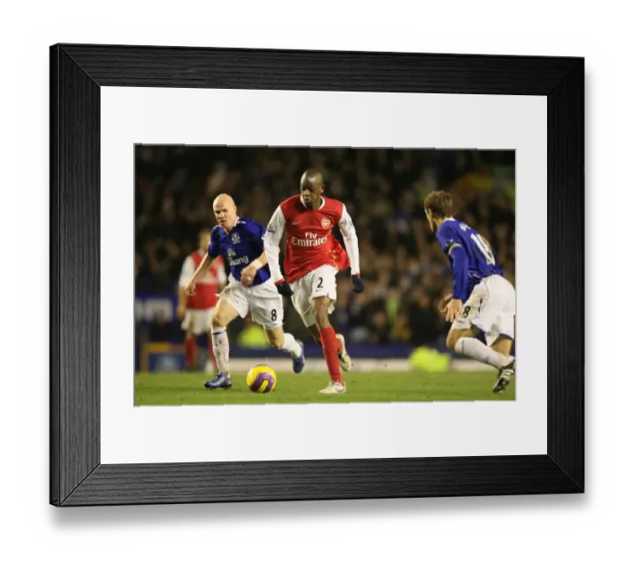 Framed Print : Abou Diaby (Arsenal) Andy Johnson and Phil Neville (Everton)
