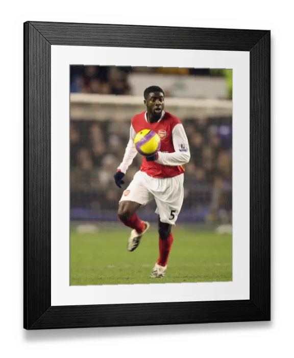 Framed Print : Kolo Toure (Arsenal)