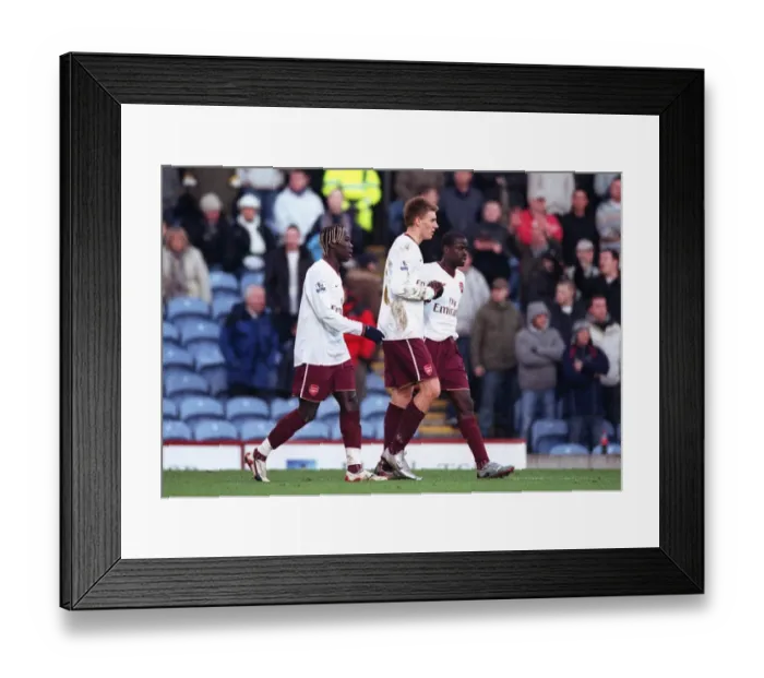 Framed Print : Nicklas Bendtner celebrates scoring Arsenals 2nd goal with Bacary Sagna Framed Print : Nicklas Bendtner celebrates scoring Arsenals 2nd goal with Bacary Sagna
