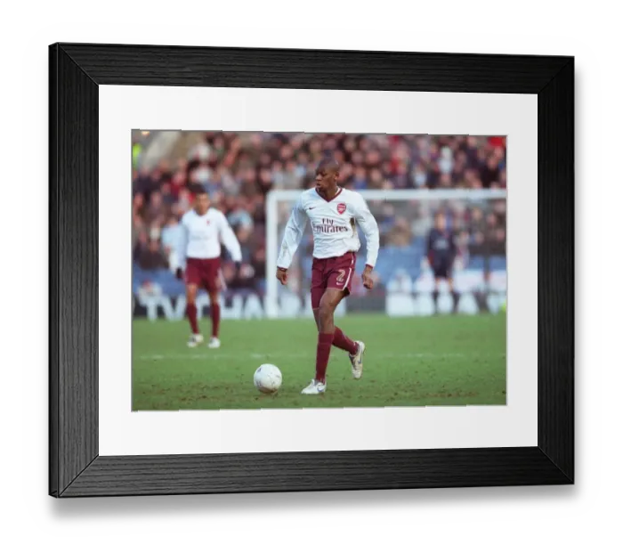 Framed Print : Abou Diaby in Action: Arsenal's Dominant Performance against Burnley in FA Cup (0:2)