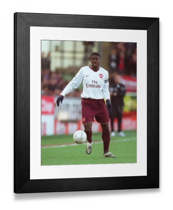 Framed Print : Kolo Toure (Arsenal)