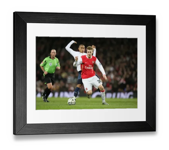 Framed Print : Nicklas Bendtner (Arsenal) Kevin-Prince Boateng (Tottenham) Framed Print : Nicklas Bendtner (Arsenal) Kevin-Prince Boateng (Tottenham)