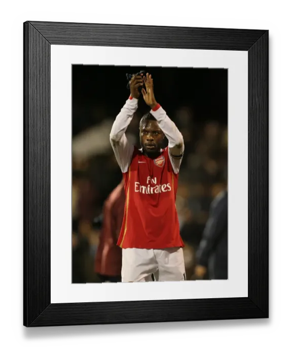 Framed Print : Arsenal captain William Gallas waves to the fans after the match Framed Print : Arsenal captain William Gallas waves to the fans after the match