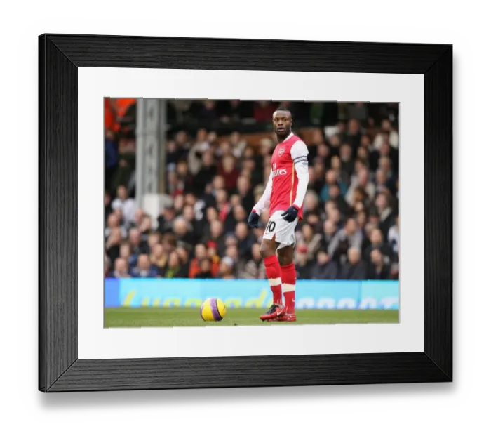 Framed Print : William Gallas Triumph: Arsenal Crushes Fulham 3-0 at Craven Cottage, January 19, 2008 Framed Print : William Gallas Triumph: Arsenal Crushes Fulham 3-0 at Craven Cottage, January 19, 2008