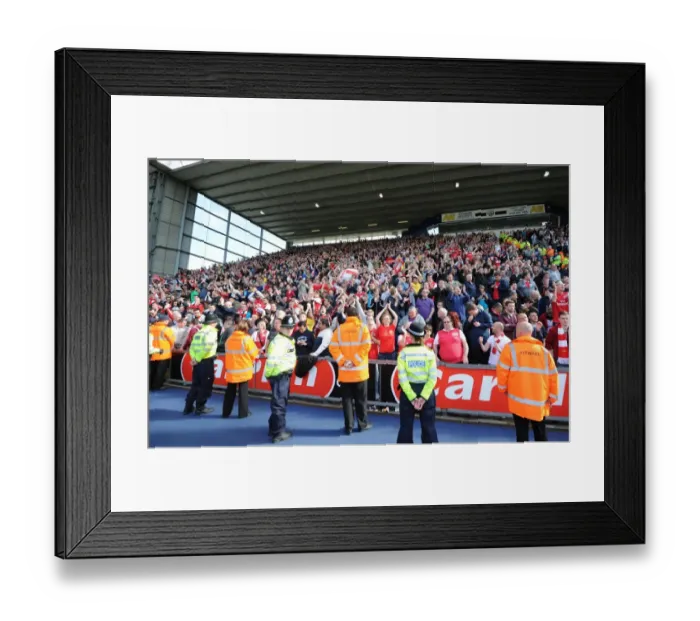 Framed Print : Arsenal Fans Passion: West Bromwich Albion vs. Arsenal, Premier League 2011-2012