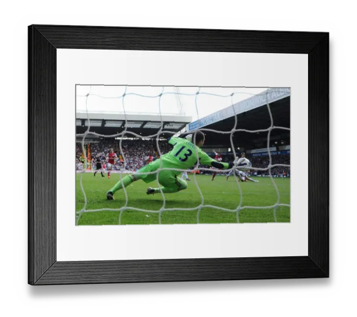 Framed Print : Andre Santos Scores the Decisive Goal: Arsenal's Victory over West Bromwich Albion, 2011-12 Season