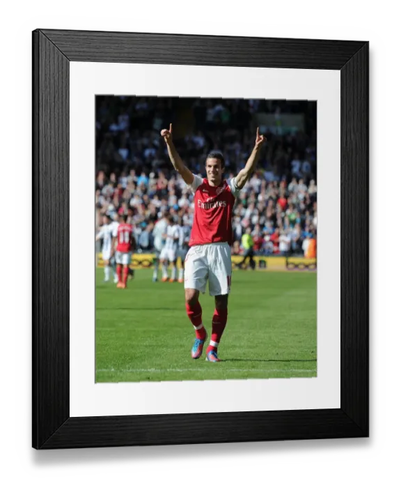 Framed Print : Robin van Persie's Euphoric Celebration: Arsenal's Thrilling Win at West Bromwich Albion (2011-12)