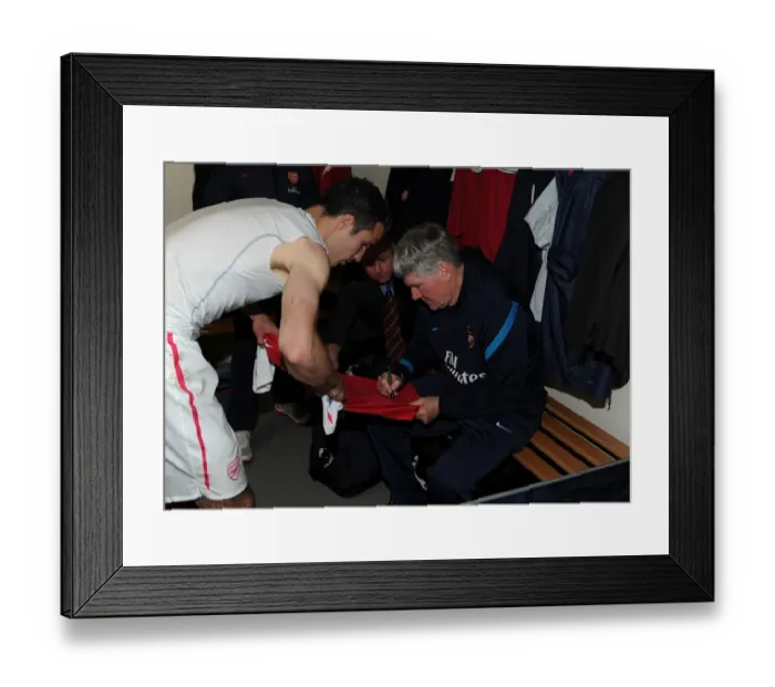 Framed Print : Arsenal's Pat Rice Signs Robin van Persie's Shirt after West Bromwich Albion Match (2011-12)