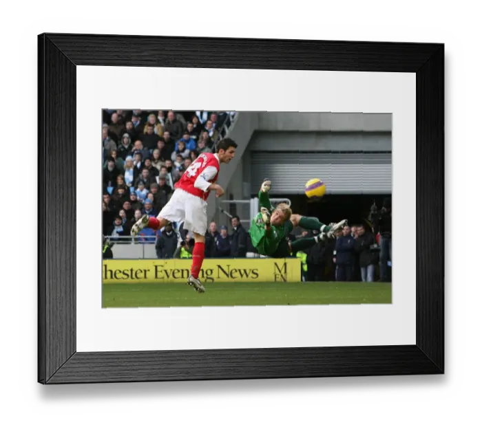 Framed Print : Cesc Fabregas (Arsenal) Joe Hart (Manchester City) Framed Print : Cesc Fabregas (Arsenal) Joe Hart (Manchester City)