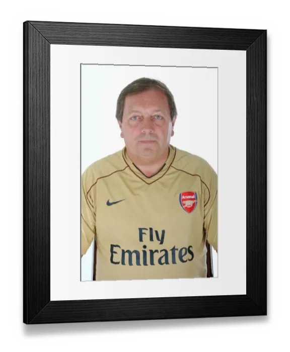 Framed Print : Mary Phillip (Arsenal Ladies Team Manager)