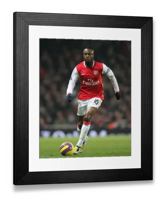 Framed Print : William Gallas Celebrates Arsenal's 2-0 Victory Over Blackburn Rovers, Emirates Stadium, 2008
