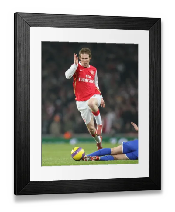 Framed Print : Alex Hleb (Arsenal) Framed Print : Alex Hleb (Arsenal)