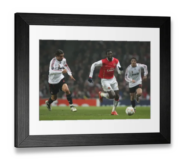 Framed Print : Emmanuel Adebayor (Arsenal) Paolo Maldini (AC Milan)