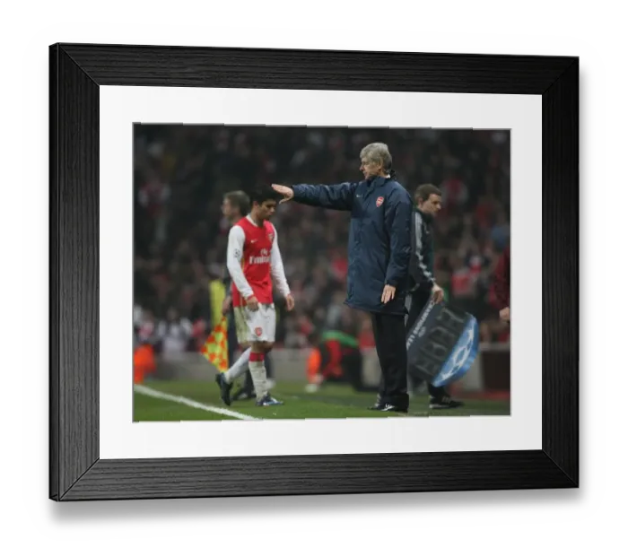 Framed Print : Arsenal manager Arsene Wenger