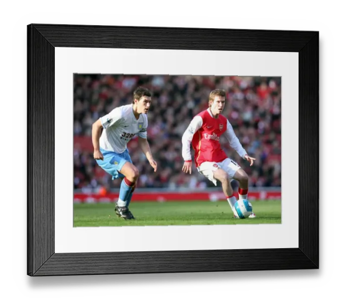 Framed Print : Alex Hleb (Arsenal) Gareth Barry (Villa) Framed Print : Alex Hleb (Arsenal) Gareth Barry (Villa)