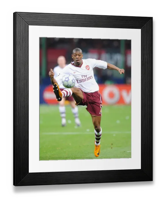 Framed Print : Abu Diaby's Unforgettable Performance: Arsenal's 2-0 Victory Over AC Milan in Champions League
